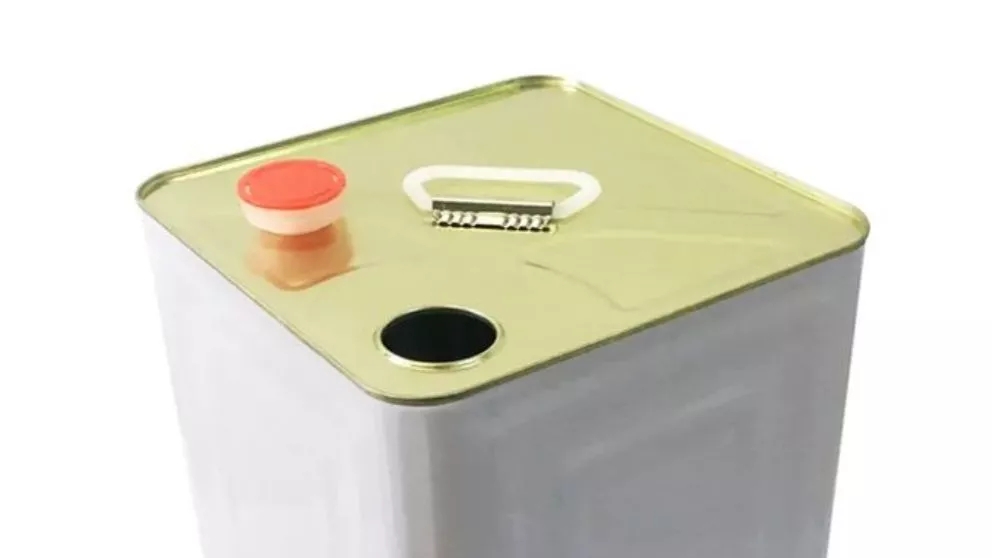 What is a metal can and what are its uses?